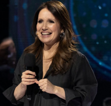 France Beaudoin dévoile le prochain invité à En direct de l’univers et c’est un humoriste connu 6 France Beaudoin dévoile le prochain invité à En direct de l’univers et c’est un humoriste connu Capture decran 2025 02 07 111326 France Beaudoin dévoile le prochain invité à En direct de l’univers et c’est un humoriste connu