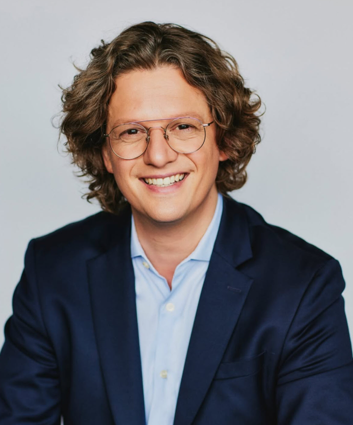 France Beaudoin dévoile le prochain invité à En direct de l’univers et c’est un humoriste connu 2 France Beaudoin dévoile le prochain invité à En direct de l’univers et c’est un humoriste connu Capture decran 2025 02 09 112522 France Beaudoin dévoile le prochain invité à En direct de l’univers et c’est un humoriste connu