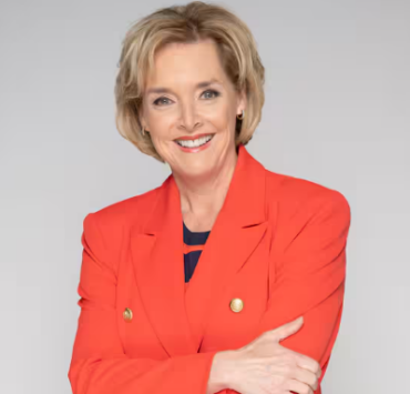 Sophie Thibault reçoit un cadeau mémorable de Samuel Montembeault, le gardien du Canadien 2 Sophie Thibault reçoit un cadeau mémorable de Samuel Montembeault, le gardien du Canadien Capture decran 2025 02 12 200319 Sophie Thibault reçoit un cadeau mémorable de Samuel Montembeault, le gardien du Canadien