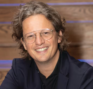 Capture decran 2025 02 15 091120 Qui est la conjointe de Pierre-Yves McSween?