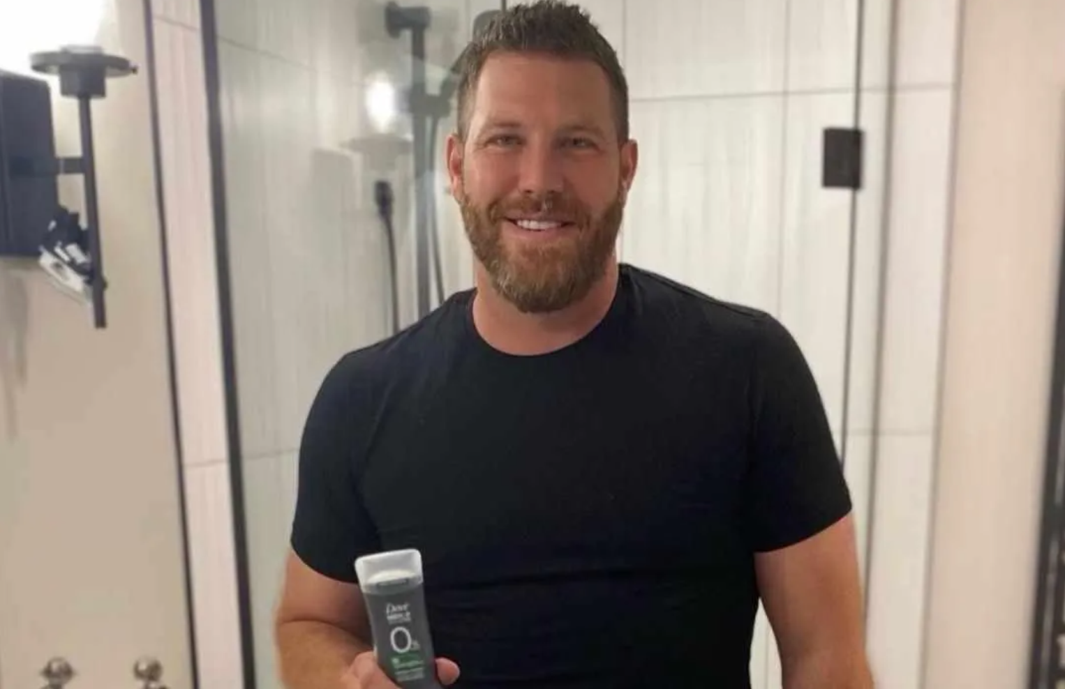 Capture decran 2025 02 16 133350 Brandon Prust célèbre la Saint-Valentin avec sa nouvelle blonde, Robyn Arnold