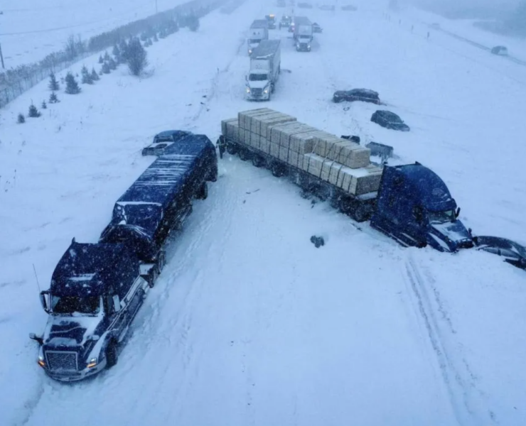 Capture decran 2025 02 16 160515 Fermeture de l'autoroute 20 ouest suite à un carambolage impliquant 15 véhicules
