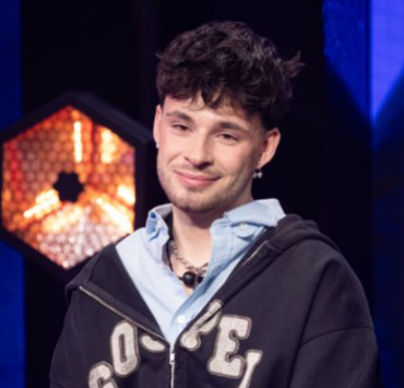 Capture decran 2025 02 18 065747 e1739879970305 Tom-Éliot Girard s'exprime sur François Lambert suite à son départ de Big Brother Célébrités