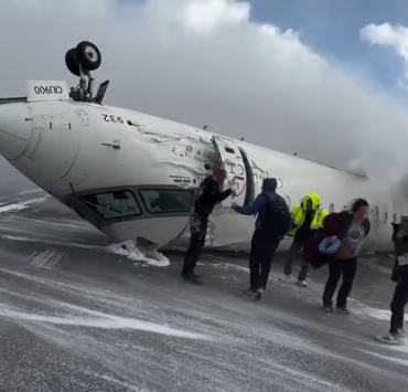 Capture decran 2025 02 19 083958 Des passagers brisent le silence après un atterrissage dramatique à Toronto