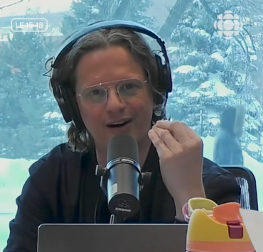 Capture decran 2025 02 20 072831 Pierre-Yves McSween Exprime Son Opinion sur les Propriétaires qui Vendre Leur Tesla