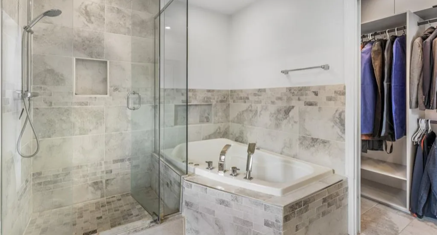 Un collaborateur de Salut Bonjour met en vente sa propriété de 1 100 000$ et voici toutes les photos 10 Un collaborateur de Salut Bonjour met en vente sa propriété de 1 100 000$ et voici toutes les photos Capture decran 2025 02 23 094249 Un collaborateur de Salut Bonjour met en vente sa propriété de 1 100 000$ et voici toutes les photos