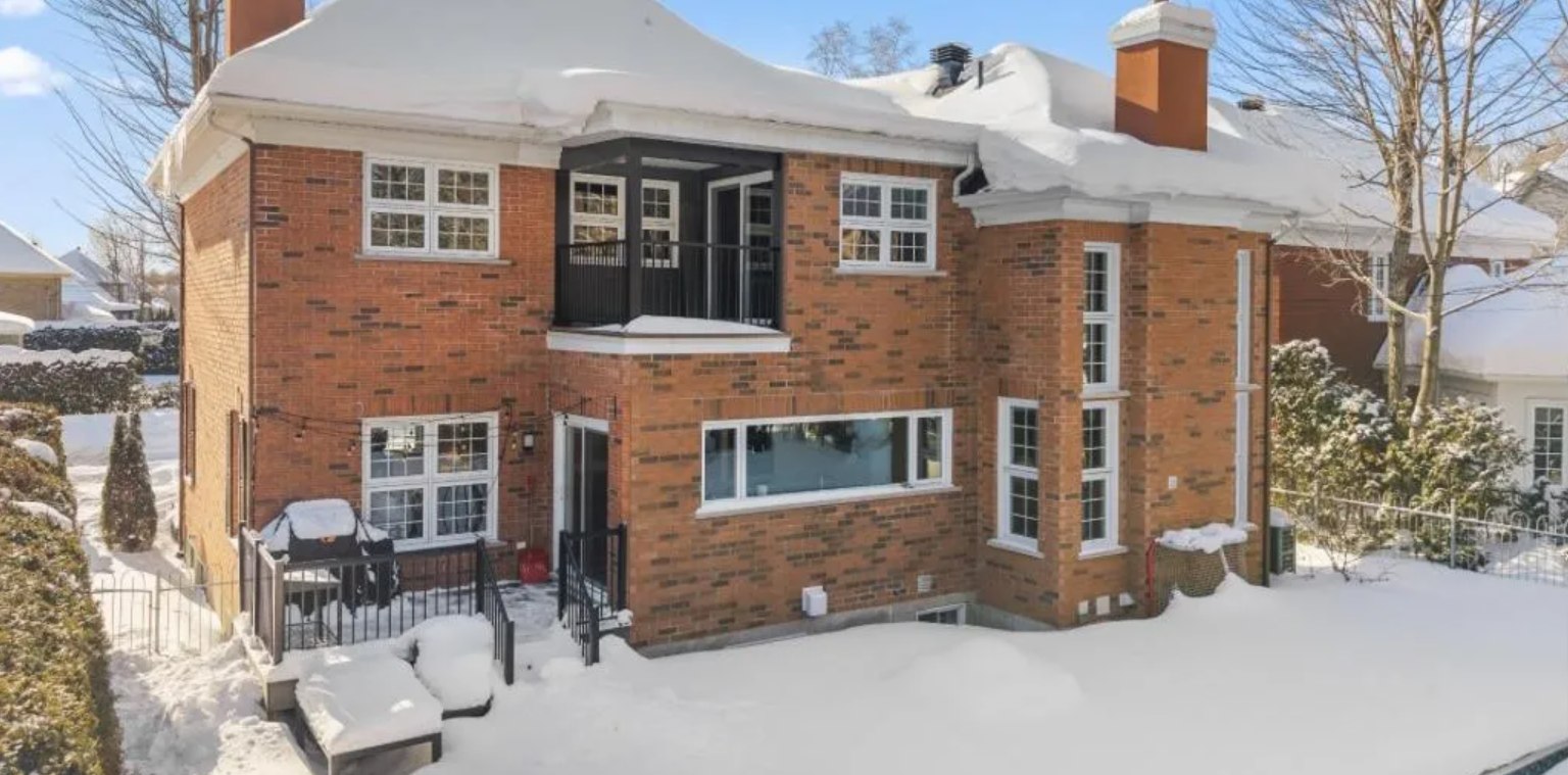 Un collaborateur de Salut Bonjour met en vente sa propriété de 1 100 000$ et voici toutes les photos 3 Un collaborateur de Salut Bonjour met en vente sa propriété de 1 100 000$ et voici toutes les photos Capture decran 2025 02 23 094256 Un collaborateur de Salut Bonjour met en vente sa propriété de 1 100 000$ et voici toutes les photos