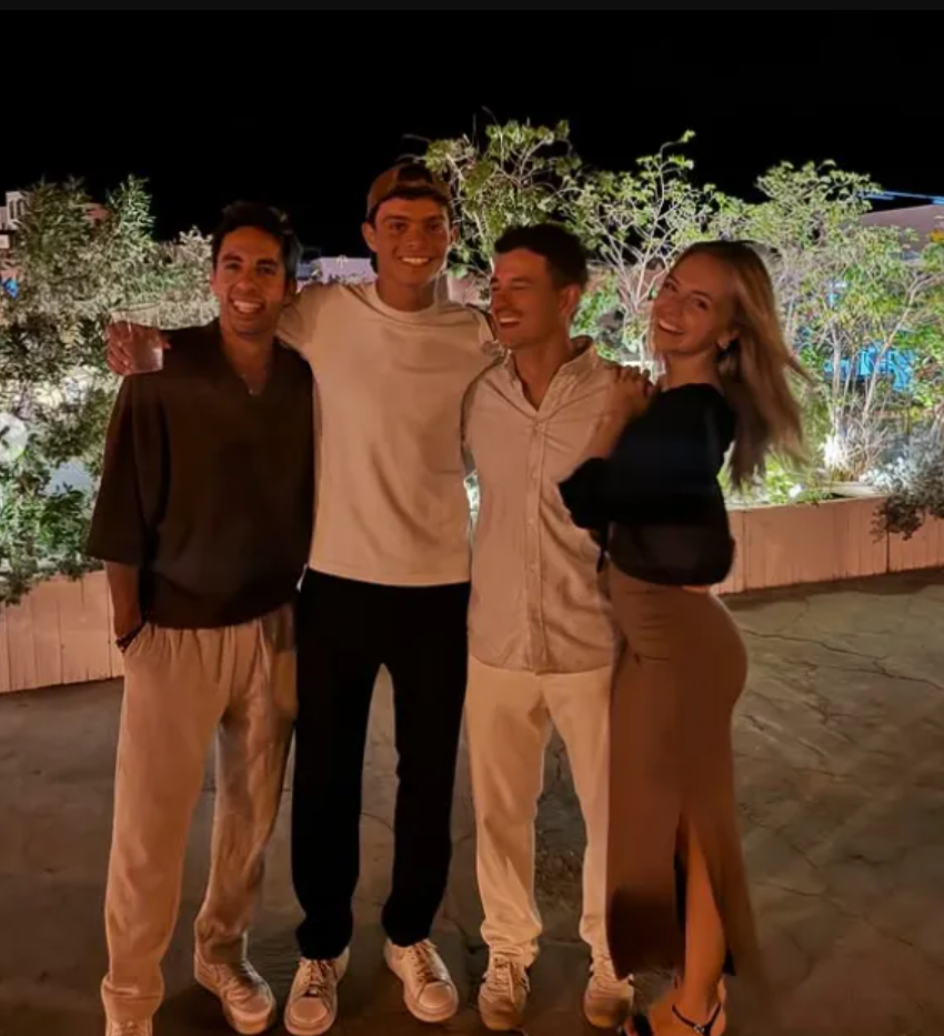 Capture decran 2025 02 23 113854 Ludivine Reding charme ses fans avec un haut audacieux et elle est à couper le souffle