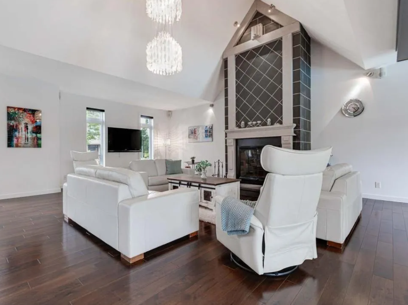 Capture decran 2025 02 24 103346 Voici les luxueuses maisons de Marc-Édouard Vlasic, le conjoint de Frédérique Guay de TVA Sports