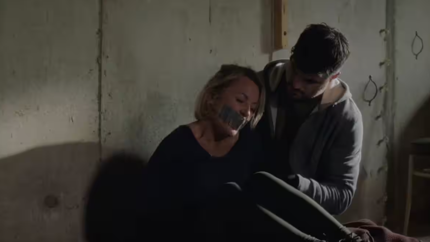 «Indéfendable»: Le personnage d'Émily Bégin a-t-il simulé son propre enlèvement? 3 «Indéfendable»: Le personnage d'Émily Bégin a-t-il simulé son propre enlèvement? Capture decran 2025 02 25 083707 «Indéfendable»: Le personnage d'Émily Bégin a-t-il simulé son propre enlèvement?