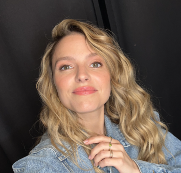 Capture decran le 2025 02 13 a 14.15.02 e1739474154235 Sarah-Jeanne méconnaissable : elle coupe TOUT et dit adieu au blond !