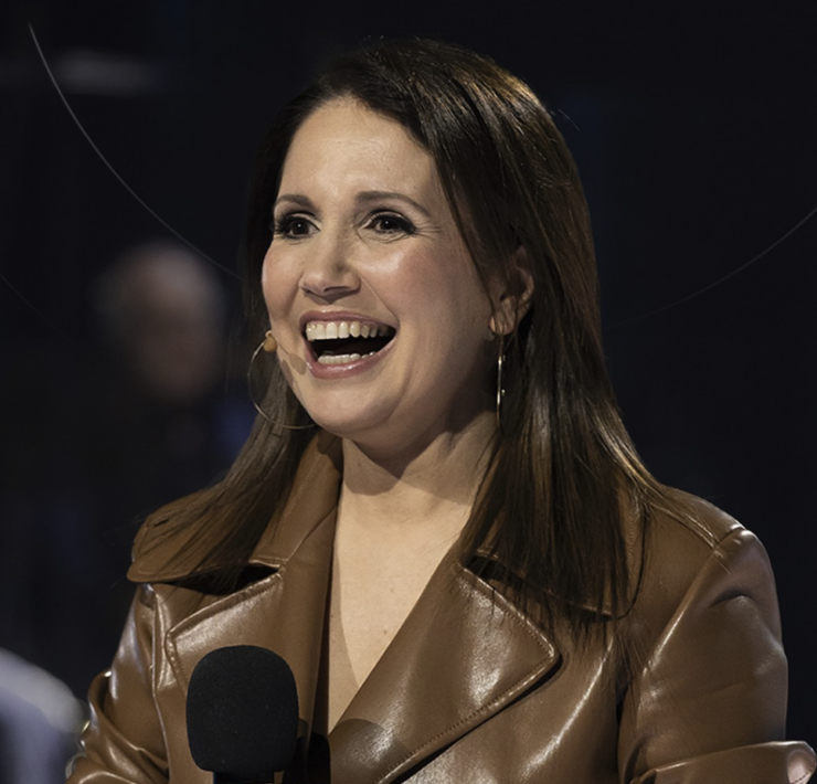 Capture decran le 2025 02 16 a 13.35.10 e1739730977316 Cette humoriste et chroniqueuse sera la vedette d’En direct de l’univers