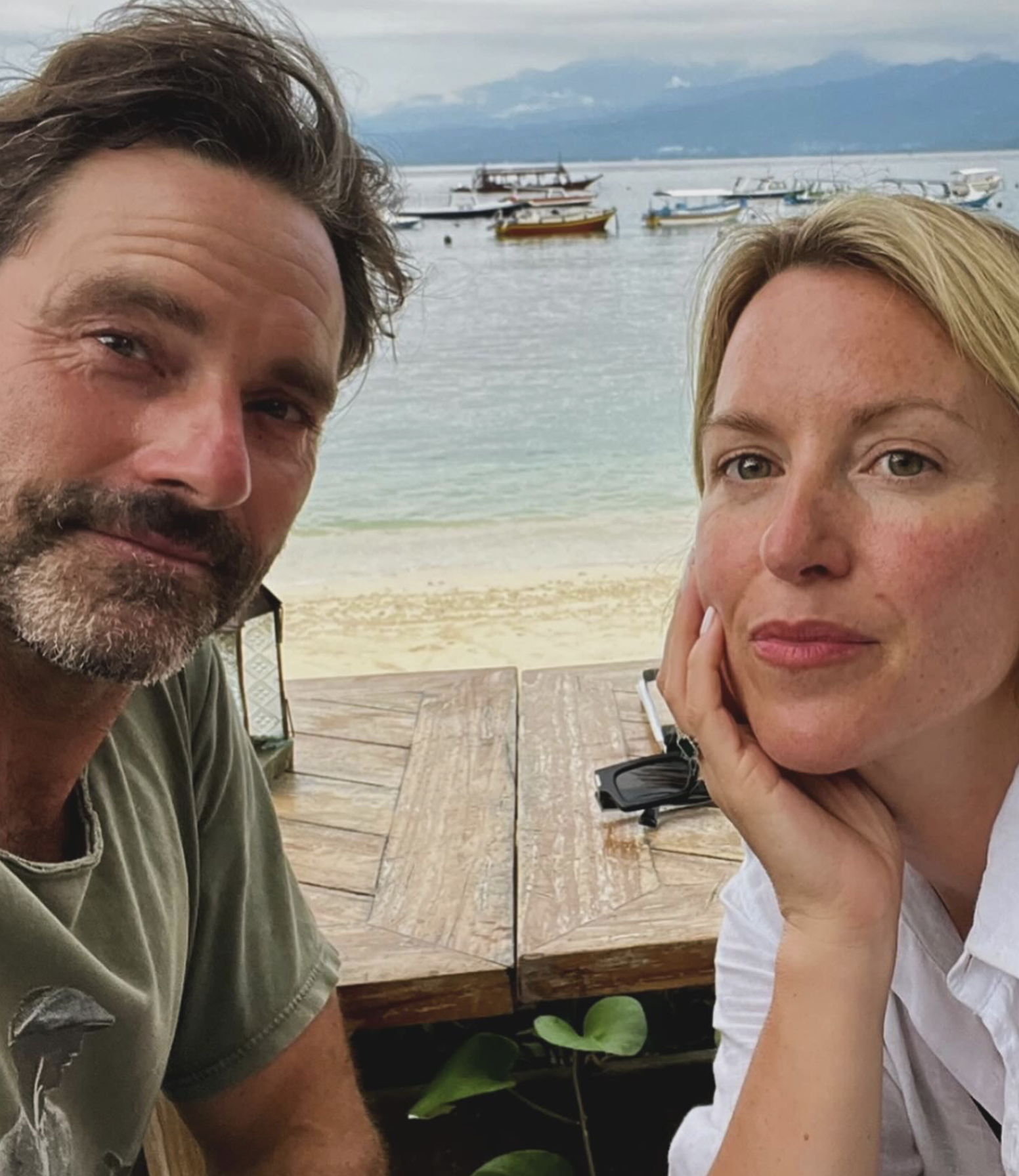 Capture decran le 2025 02 18 a 13.35.09 Émily Bégin et Guillaume Lemay-Thivierge dévoilent leur maison fraîchement rénovée dans les Laurentides !