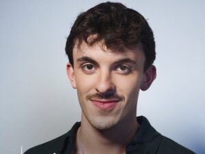 Leo Léo fait un retour émouvant après son départ de Star Académie