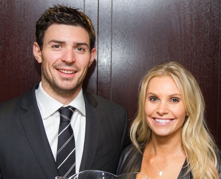 angelacareyprice Angela Price met fin à une rumeur sur sa famille avec Carey Price