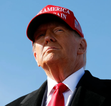 Capture decran 2025 03 02 134300 Une mystérieuse ecchymose sur la main de Donald Trump intrigue les internautes