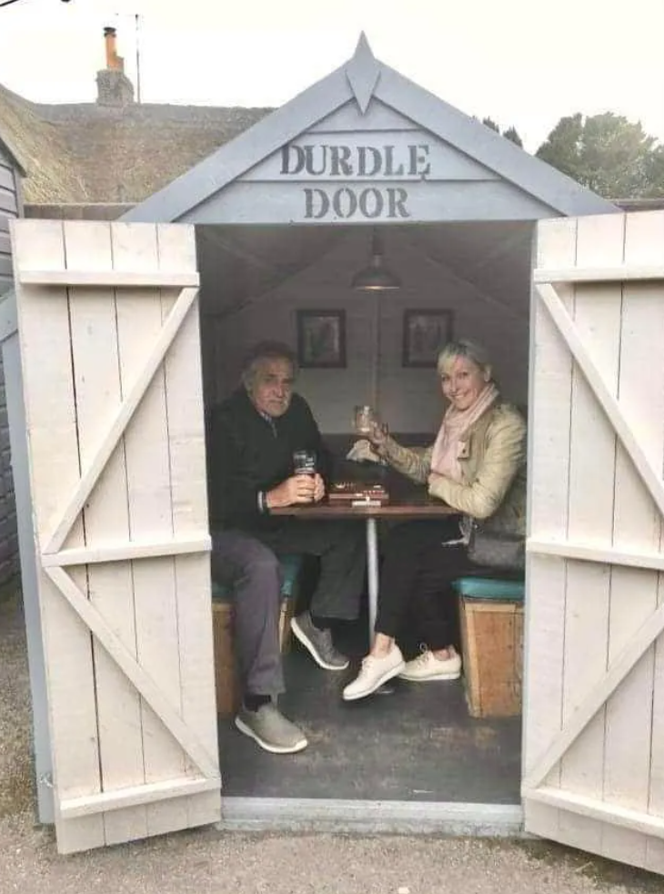 Capture decran 2025 03 07 164744 10 magnifiques photos de Brigitte Bédard de LCN avec son amoureux