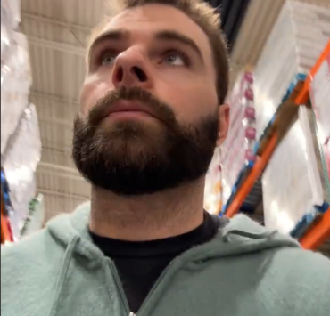 Capture decran 2025 03 09 172549 Un Québécois se filme au Costco en évitant les produits américains et fait réagir