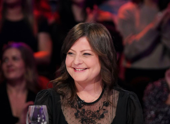 Découvrez Marie-Annick Lépine transformée dans son dernier vidéoclip 1 Découvrez Marie-Annick Lépine transformée dans son dernier vidéoclip Capture decran 2025 03 17 144305 Découvrez Marie-Annick Lépine transformée dans son dernier vidéoclip