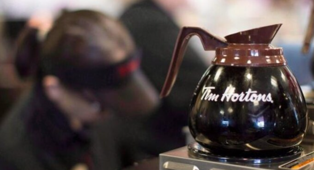 Un employé de Tim Hortons révèle que des coquerelles pourraient finir dans vos cafés glacés 2 Un employé de Tim Hortons révèle que des coquerelles pourraient finir dans vos cafés glacés Capture decran 2025 03 17 150100 Un employé de Tim Hortons révèle que des coquerelles pourraient finir dans vos cafés glacés