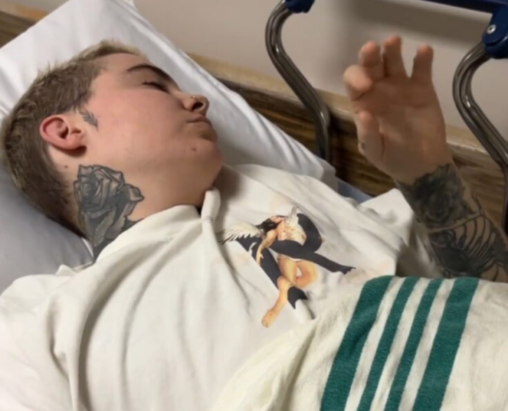 Capture decran 2025 03 19 080041 Roxane Bruneau hospitalisée d’urgence : elle rassure ses fans et reporte son spectacle