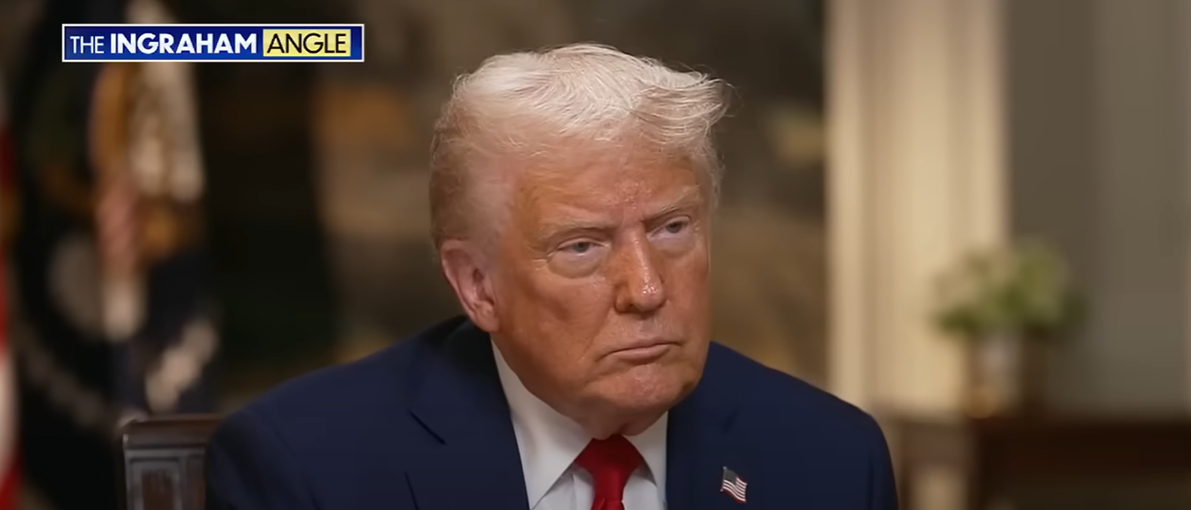Donald Trump attaque violemment Pierre Poilievre en direct à la télévision américaine 1 Donald Trump attaque violemment Pierre Poilievre en direct à la télévision américaine Capture decran 2025 03 19 203451 Donald Trump attaque violemment Pierre Poilievre en direct à la télévision américaine