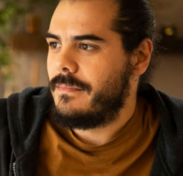 20 ans plus tard, Erik Caouette confie le choix qu’il regrette encore 3 20 ans plus tard, Erik Caouette confie le choix qu’il regrette encore Capture decran 2025 03 20 103843 1 20 ans plus tard, Erik Caouette confie le choix qu’il regrette encore