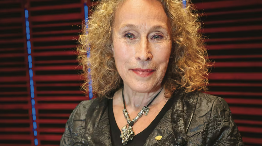 Voici pourquoi Marie Tifo apparaissait en fauteuil roulant à «En direct de l'univers» 1 Voici pourquoi Marie Tifo apparaissait en fauteuil roulant à «En direct de l'univers» Capture decran 2025 03 24 124658 Voici pourquoi Marie Tifo apparaissait en fauteuil roulant à «En direct de l'univers»