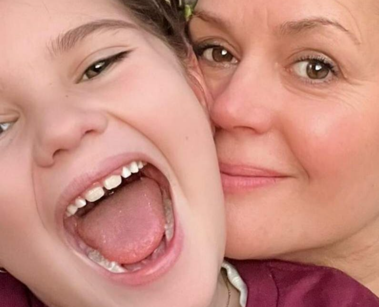 Capture decran 2025 03 24 131554 Voici 5 photos de la fille de Patricia Paquin, qui lui ressemble incroyablement