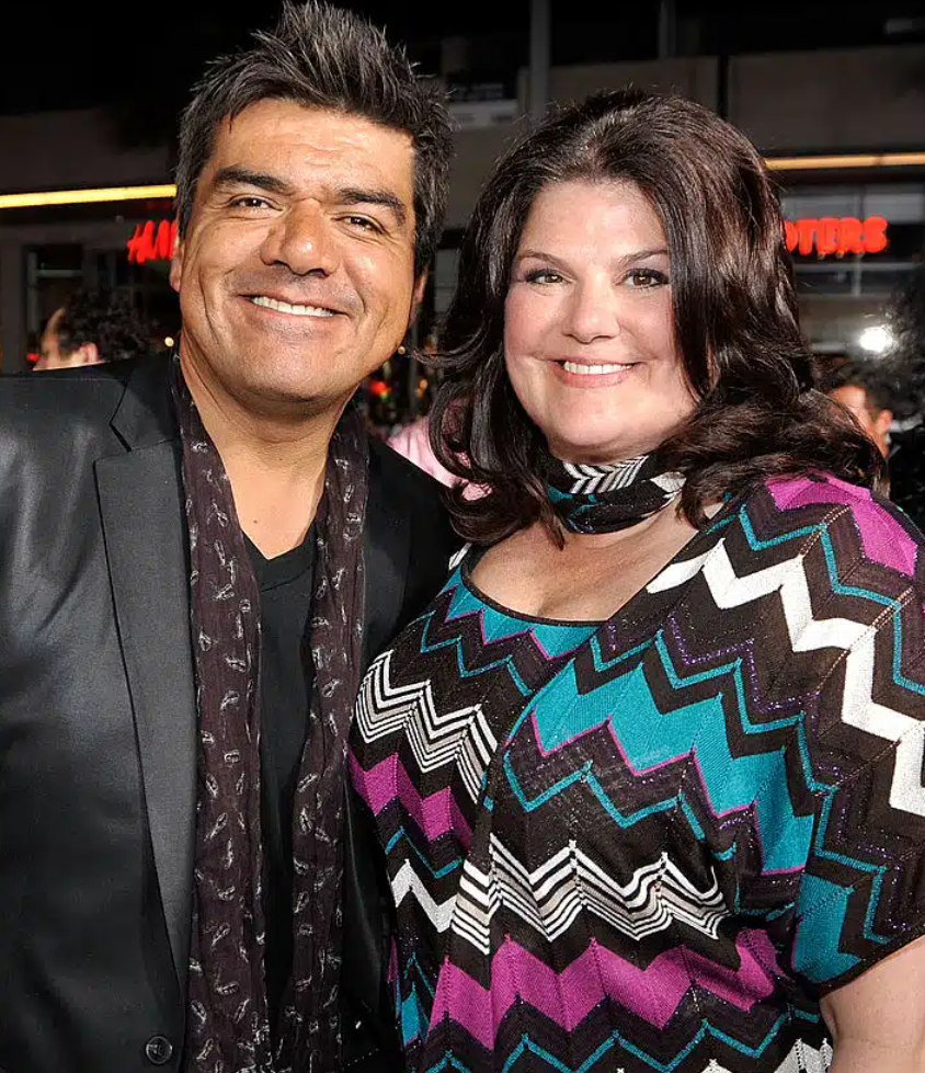 Elle a offert un organe à son célèbre mari… et a payé le prix fort 3 Elle a offert un organe à son célèbre mari… et a payé le prix fort Capture decran 2025 03 25 123400 Elle a offert un organe à son célèbre mari… et a payé le prix fort