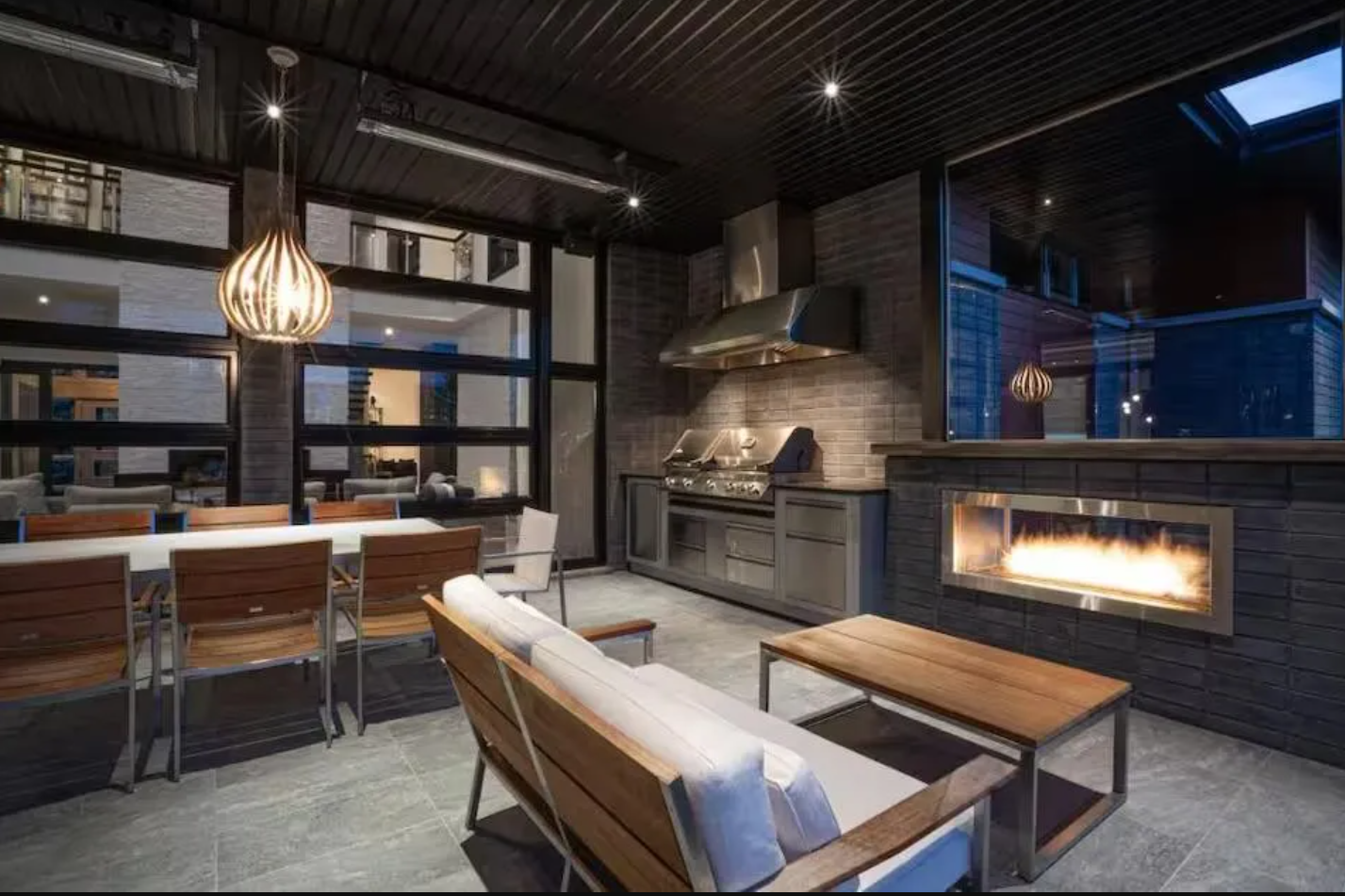 Capture decran 2025 03 29 133326 Découvrez la somptueuse maison où vivaient Véronique Cloutier et Louis Morissette à Boucherville