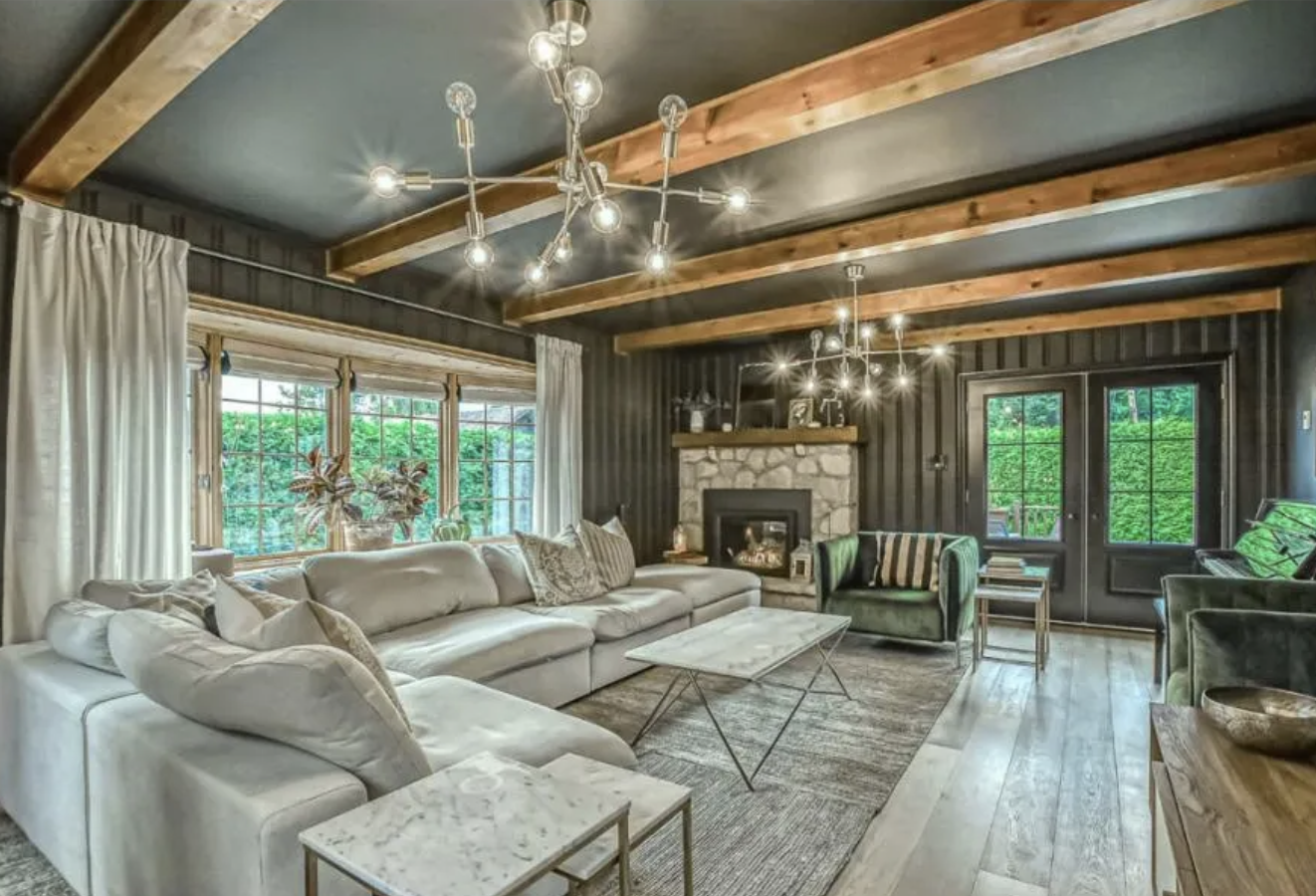 Capture decran le 2025 03 04 a 12.30.06 Marie-Mai met sur le marché sa spectaculaire résidence des Laurentides