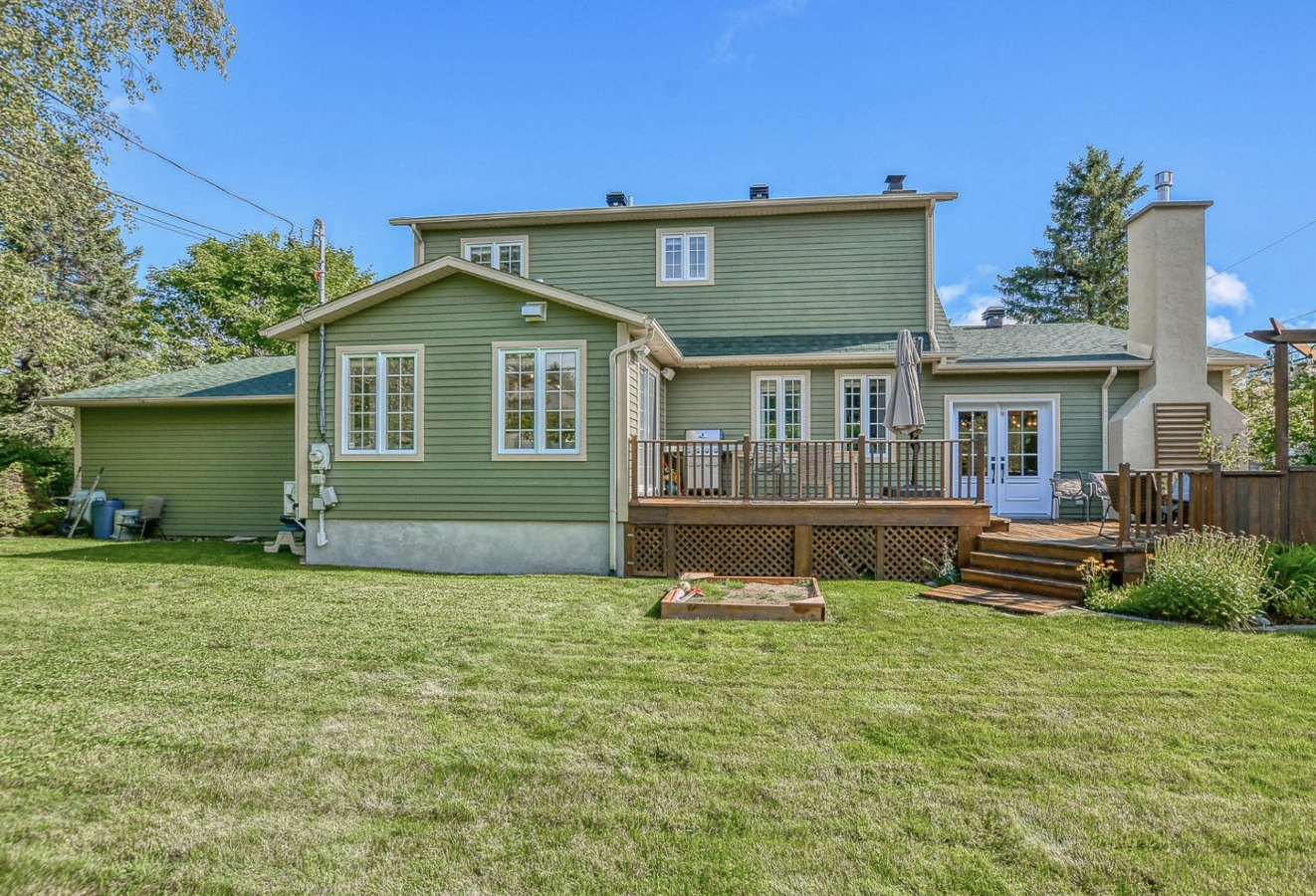 Capture decran le 2025 03 04 a 12.36.48 Marie-Mai met sur le marché sa spectaculaire résidence des Laurentides