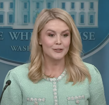 La Maison-Blanche s’attaque au Canada : Karoline Leavitt lance un avertissement majeur 3 La Maison-Blanche s’attaque au Canada : Karoline Leavitt lance un avertissement majeur Capture decran le 2025 03 11 a 16.17.07 e1741724301982 La Maison-Blanche s’attaque au Canada : Karoline Leavitt lance un avertissement majeur