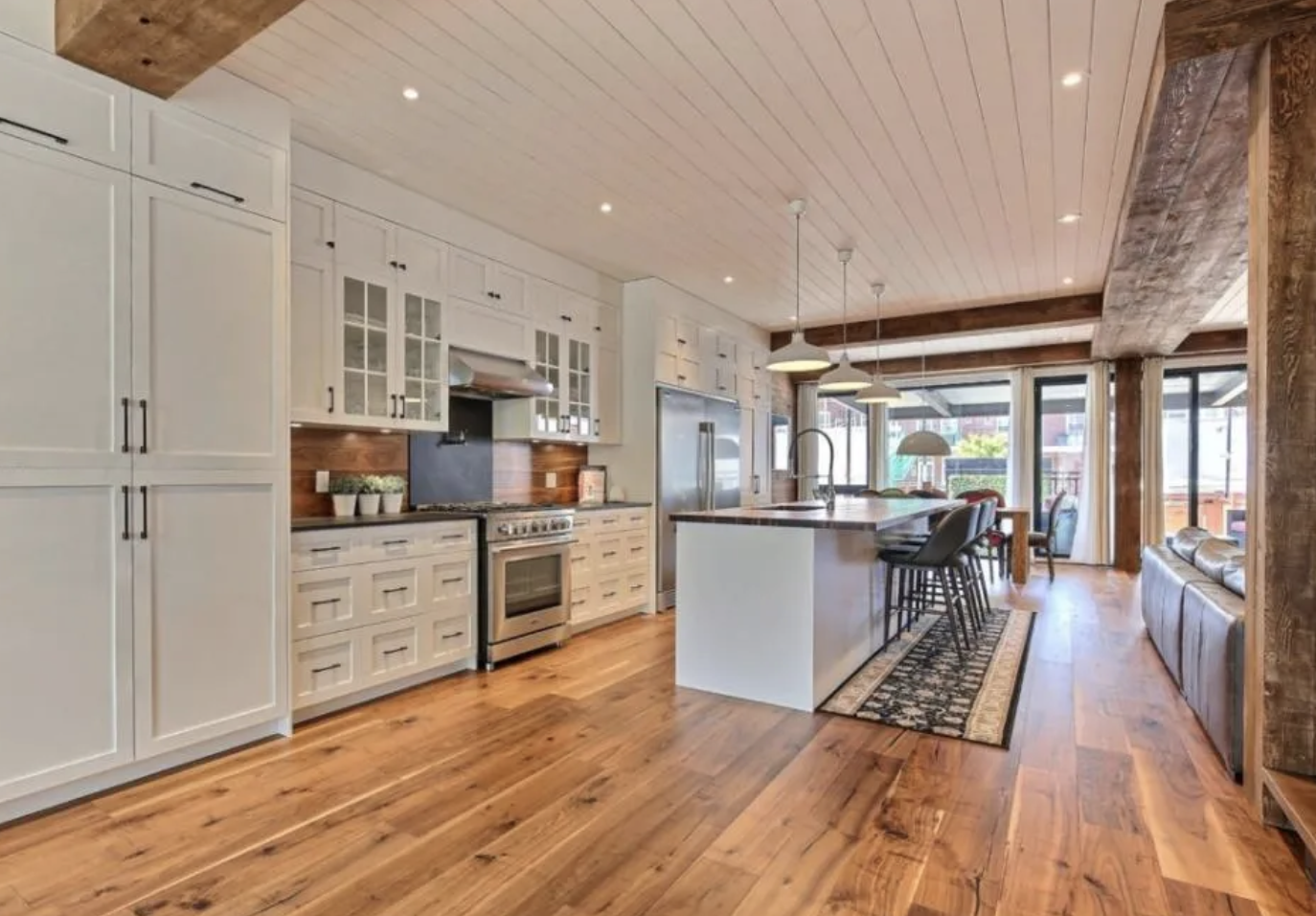 La maison de Guillaume Lemay-Thivierge et Émily Bégin vendue à un humoriste bien connu 5 La maison de Guillaume Lemay-Thivierge et Émily Bégin vendue à un humoriste bien connu Capture decran le 2025 03 27 a 11.09.47 La maison de Guillaume Lemay-Thivierge et Émily Bégin vendue à un humoriste bien connu