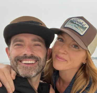 La maison de Guillaume Lemay-Thivierge et Émily Bégin vendue à un humoriste bien connu 4 La maison de Guillaume Lemay-Thivierge et Émily Bégin vendue à un humoriste bien connu Capture decran le 2025 03 27 a 11.17.29 e1743088689904 La maison de Guillaume Lemay-Thivierge et Émily Bégin vendue à un humoriste bien connu