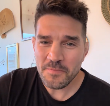 Pat Côté révèle aux téléspectateurs de TVA pourquoi il a les oreilles particulières 3 Pat Côté révèle aux téléspectateurs de TVA pourquoi il a les oreilles particulières Capture decran 2025 04 01 145317 Pat Côté révèle aux téléspectateurs de TVA pourquoi il a les oreilles particulières