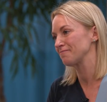 Émily Bégin fond en larmes en révélant à Katrine et Mia ce qui les attend après Star Académie 2 Émily Bégin fond en larmes en révélant à Katrine et Mia ce qui les attend après Star Académie Capture decran 2025 04 03 134907 Émily Bégin fond en larmes en révélant à Katrine et Mia ce qui les attend après Star Académie