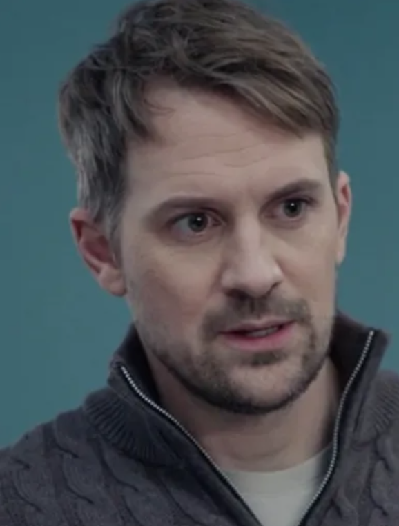 Capture decran 2025 04 05 194517 e1743896962334 On croit avoir trouvé le véritable sosie de Jean-Philippe Perras et la ressemblance est incroyable