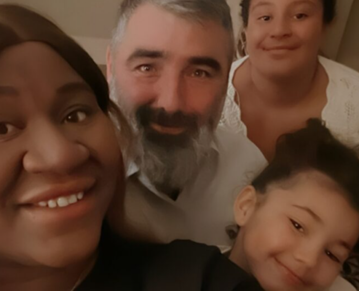 Capture decran 2025 04 06 121145 Après son accouchement, Mélissa Bédard partage la première image de Karl avec leur bébé