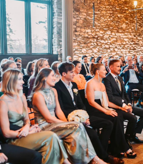 Corey Hart vit un moment inoubliable : sa fille River se marie, voici les photos! 2 Corey Hart vit un moment inoubliable : sa fille River se marie, voici les photos! Capture decran 2025 04 09 120226 Corey Hart vit un moment inoubliable : sa fille River se marie, voici les photos!