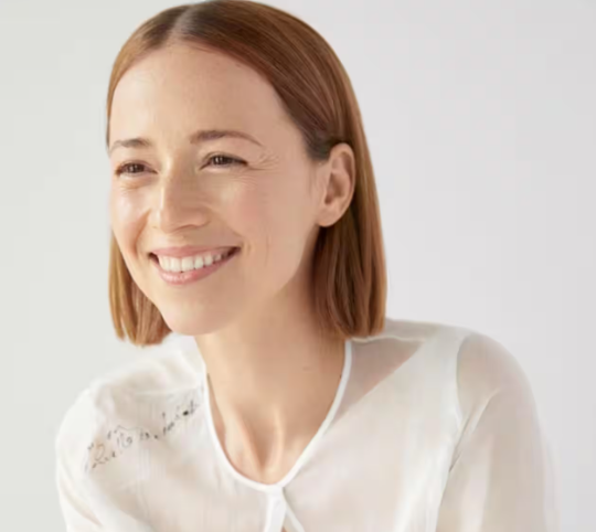 Capture decran 2025 04 11 155608 Voici la coiffure que Karine Vanasse regrette [VIDÉO]