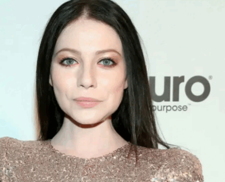 Capture decran 2025 04 17 125250 La bouleversante vérité derrière la mort de Michelle Trachtenberg est révélée par le médecin légiste