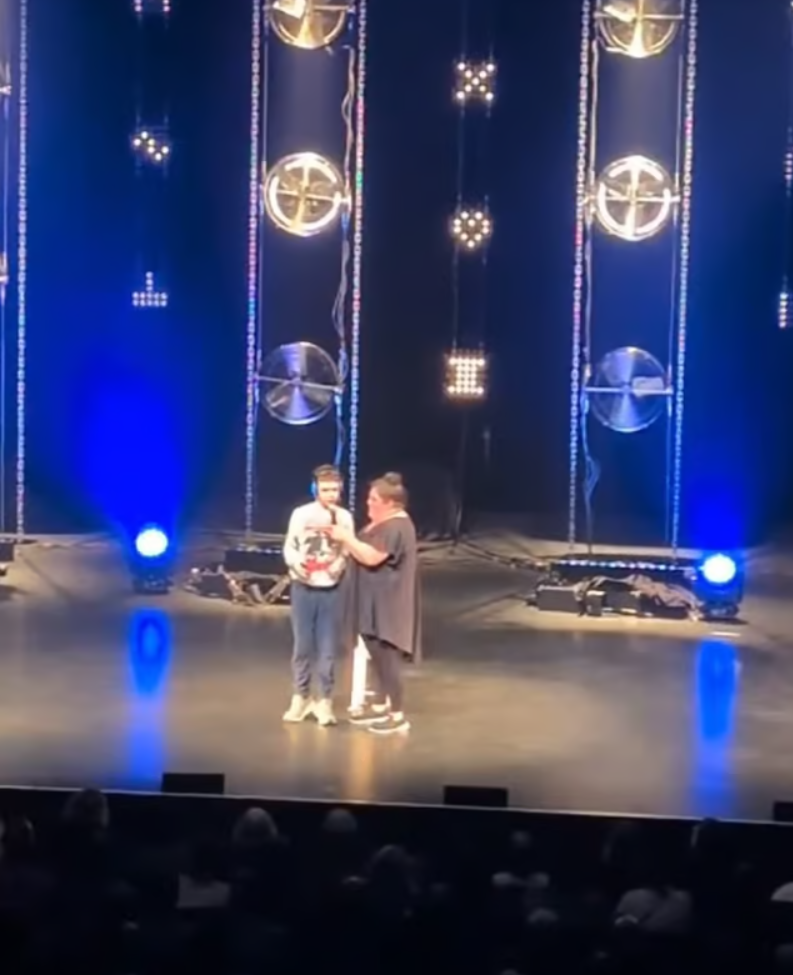 Capture decran 2025 04 20 112958 Un moment émouvant de Christine Morency sur scène touche ses fans