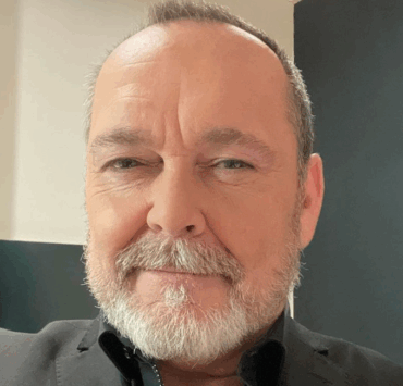 Capture decran 2025 04 25 175340 Jean-Michel Anctil subit une immense douche d’eau glacée dans sa cour, découvrez sa réaction