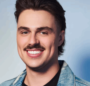 Joël de Star Académie craque pour une star québécoise… et vous la connaissez très bien! 2 Joël de Star Académie craque pour une star québécoise… et vous la connaissez très bien! Capture decran 2025 04 30 202914 Joël de Star Académie craque pour une star québécoise… et vous la connaissez très bien!