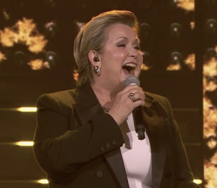 Nathalie Simard rend un hommage bouleversant à son amie Sophie Thibault 1 Nathalie Simard rend un hommage bouleversant à son amie Sophie Thibault Capture decran le 2025 04 07 a 10.42.35 Nathalie Simard rend un hommage bouleversant à son amie Sophie Thibault