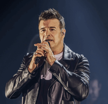 Dans l'Intimité de Roch Voisine : voici des photos touchantes de sa fille 2 Dans l'Intimité de Roch Voisine : voici des photos touchantes de sa fille Capture decran le 2025 04 19 a 09.04.40 Dans l'Intimité de Roch Voisine : voici des photos touchantes de sa fille