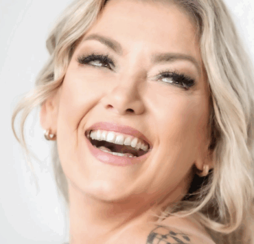 Marie-Chantal Toupin dévoile sa nouvelle tête… et elle est magnifique ! 3 Marie-Chantal Toupin dévoile sa nouvelle tête… et elle est magnifique ! Capture decran le 2025 04 24 a 09.46.35 e1745502437945 Marie-Chantal Toupin dévoile sa nouvelle tête… et elle est magnifique !