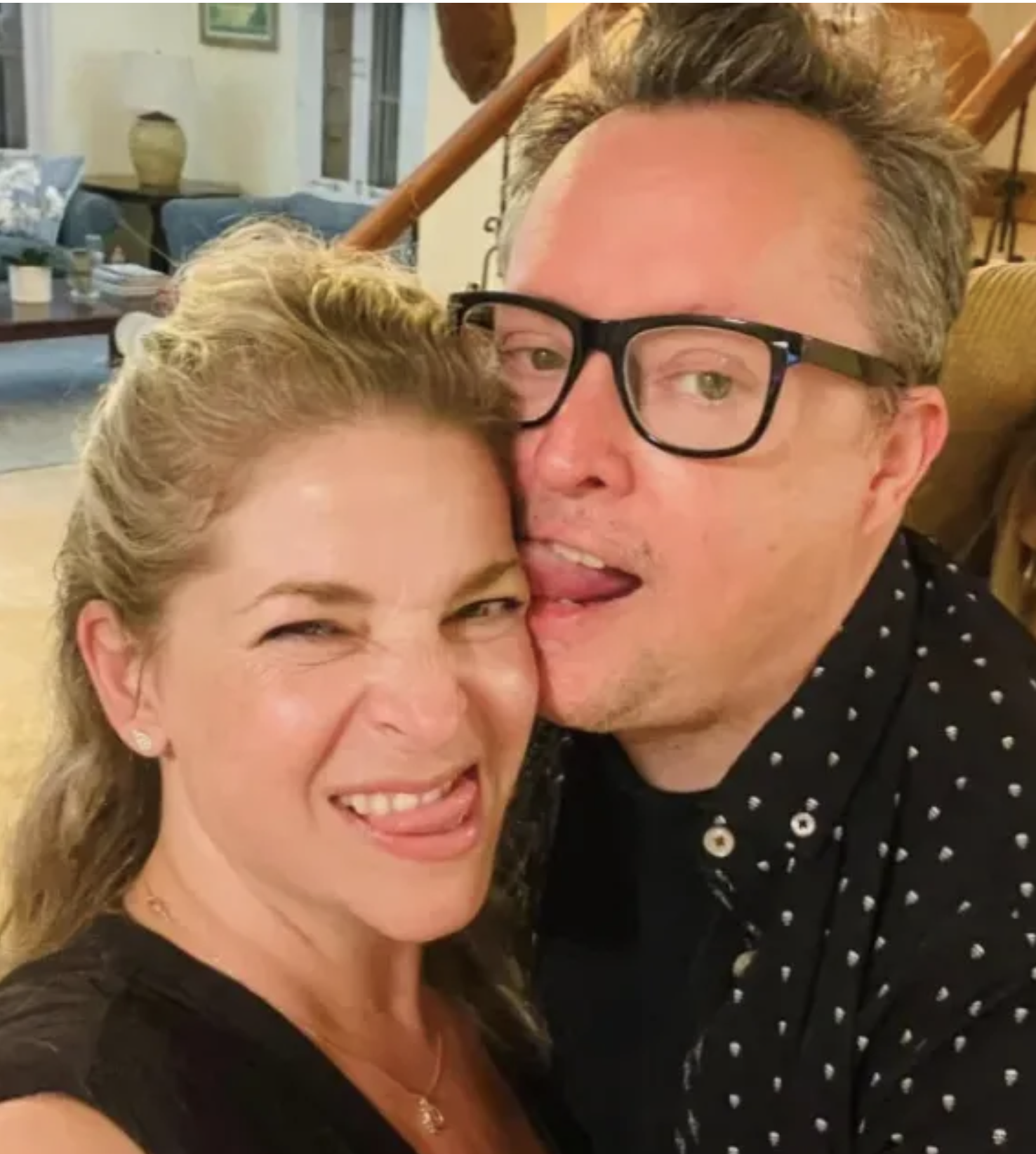 Découvrez la nouvelle amoureuse de Mike Ward ! 2 Découvrez la nouvelle amoureuse de Mike Ward ! Capture decran le 2025 04 28 a 09.45.25 Découvrez la nouvelle amoureuse de Mike Ward !